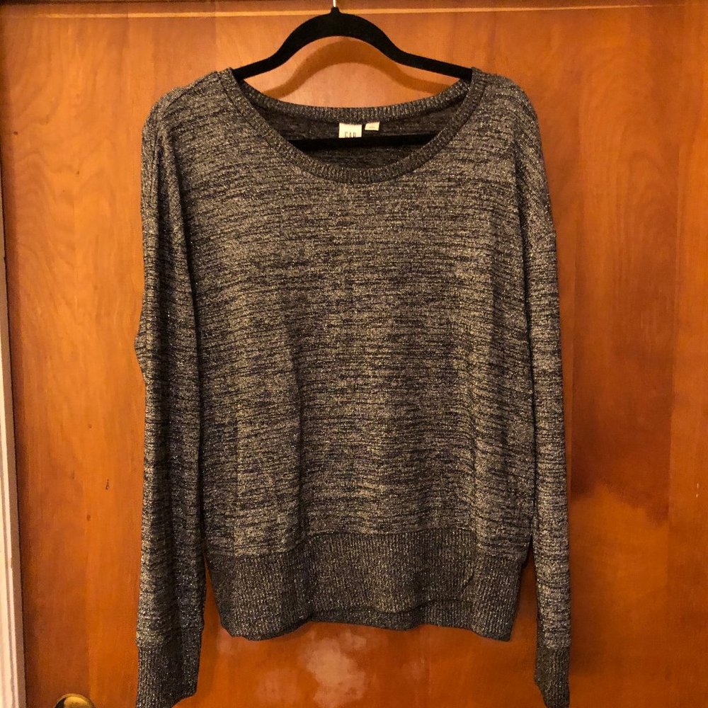 GAP- Long Sleeve Metallic Top - L